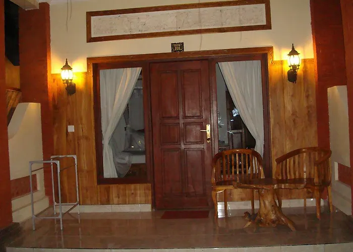Bisma Sari Hotel 3*