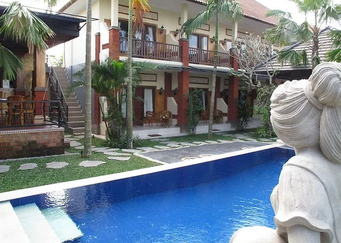 Bisma Sari Hotel 3*